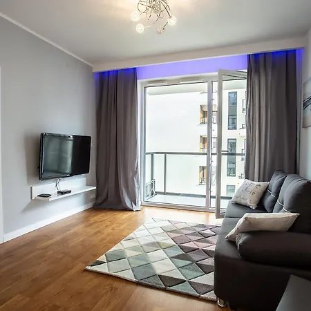 Apartment Warsawliving Konstruktorska 7 *